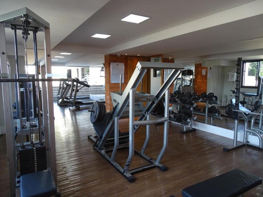 701 - Flat Temporada Em Goiania-proximo Ao Parque Areiao Apartment Goiania