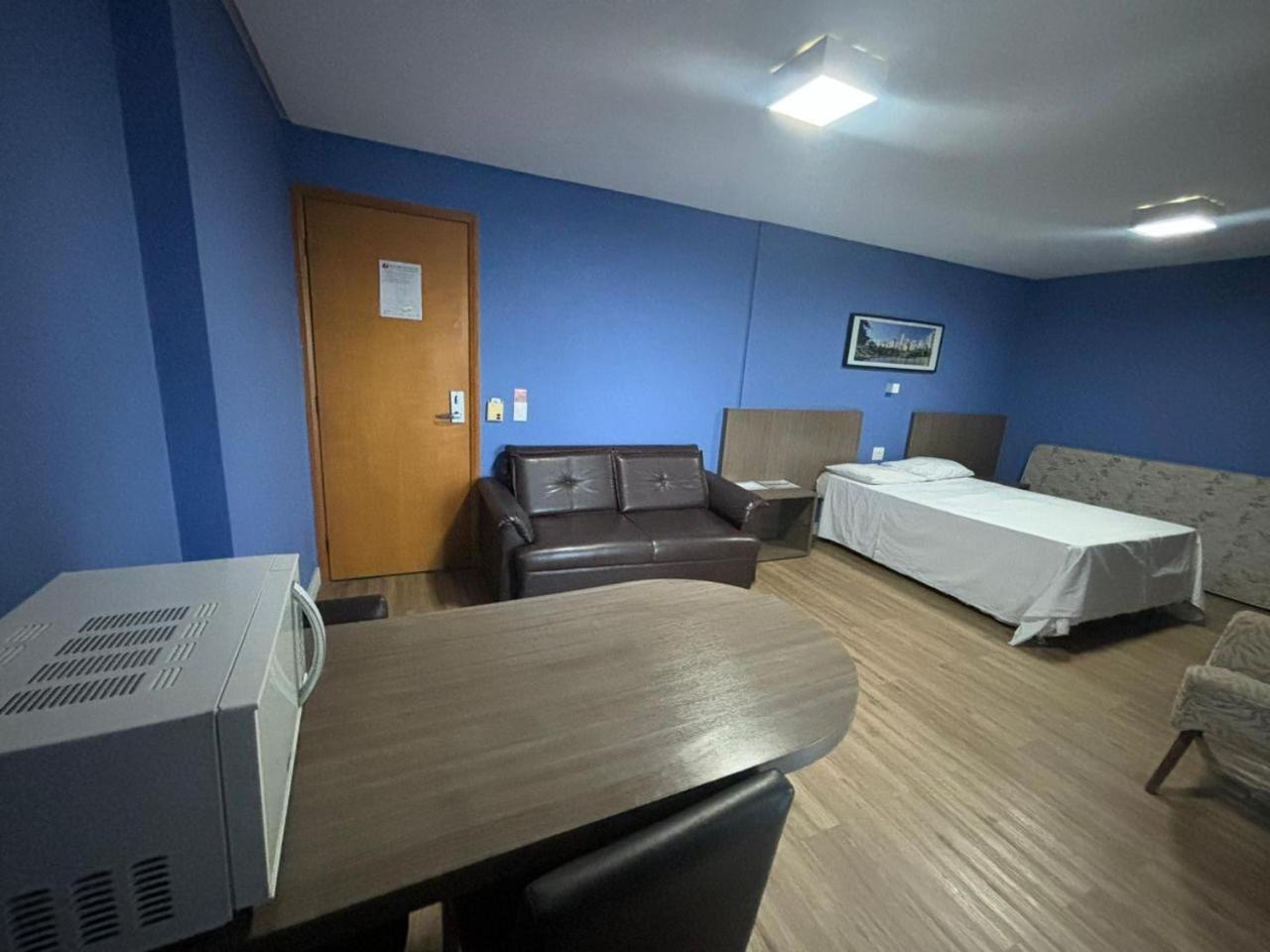 701 - Flat Temporada Em Goiania-proximo Ao Parque Areiao * Goiania