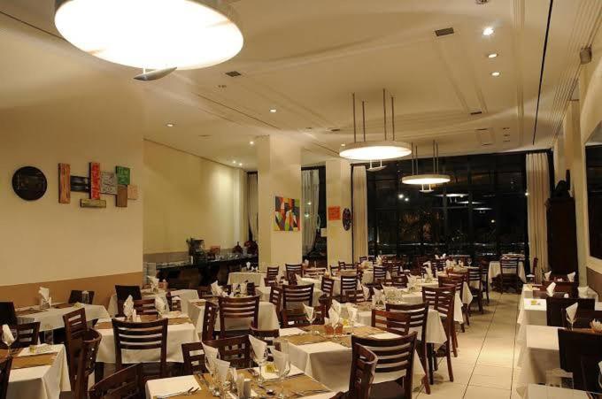 Apartment 701 - Flat Temporada Em Goiania-proximo Ao Parque Areiao
